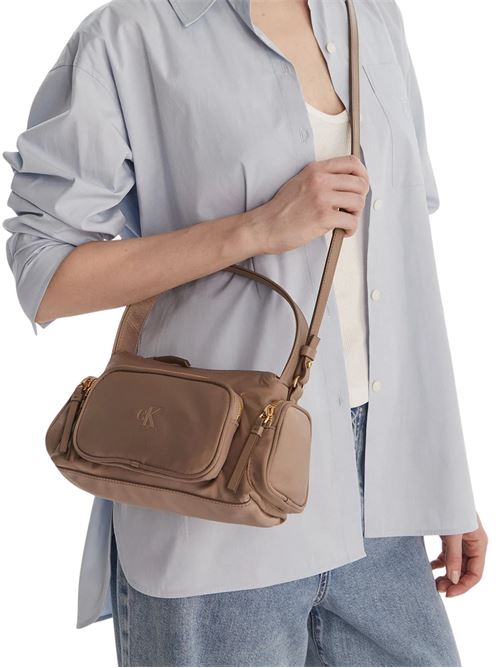 Borsetta a mano in tessuto Calvin Klein | LV04F3132GVFU